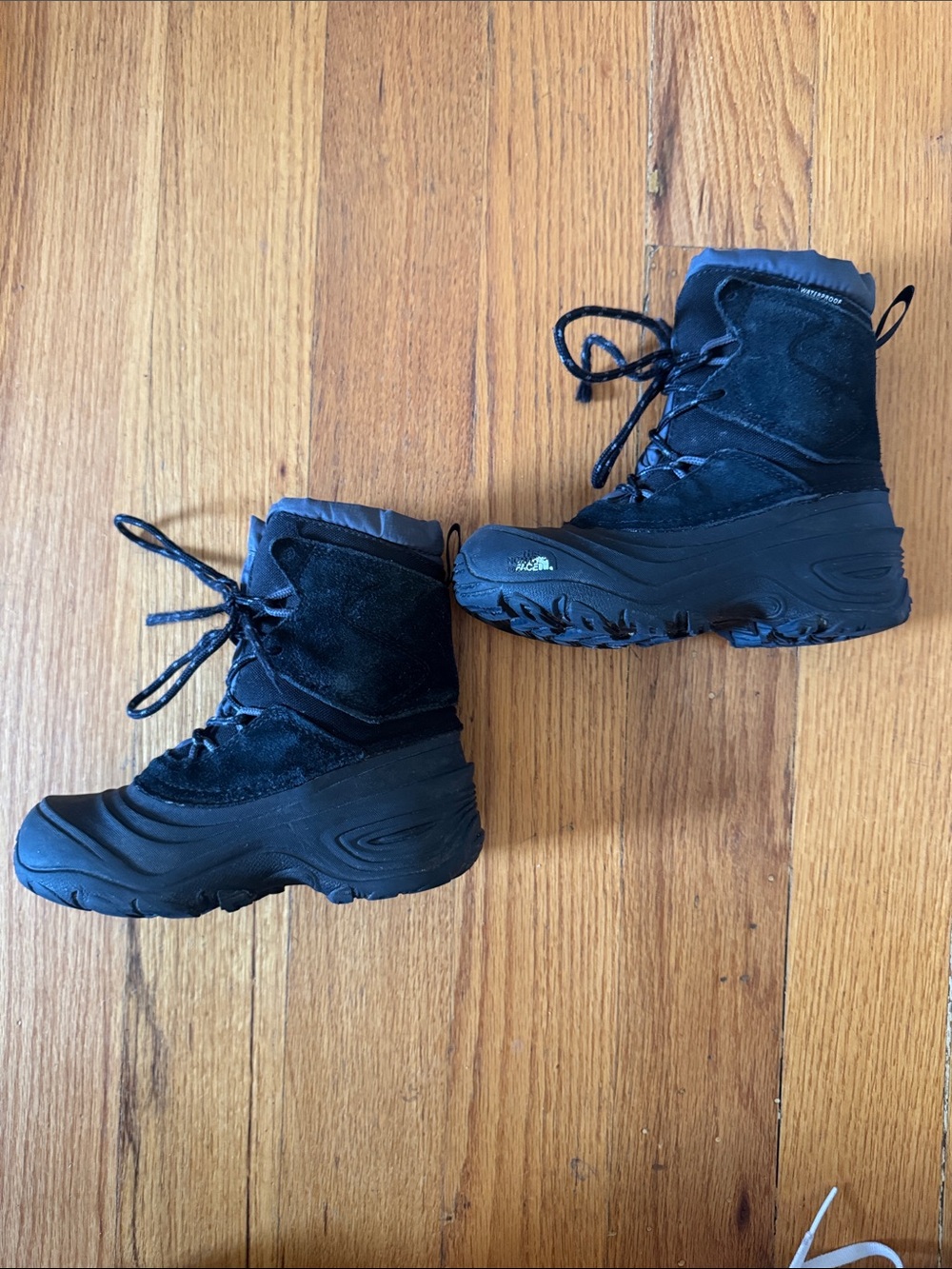 The North Face Alpenglow V Waterproof Boots Kids US 12